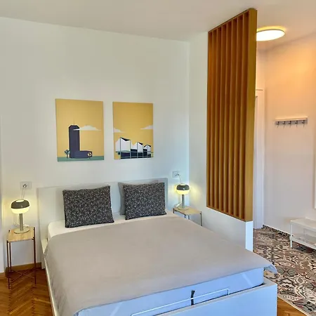Apartment 5a - Experience True Belgrade!